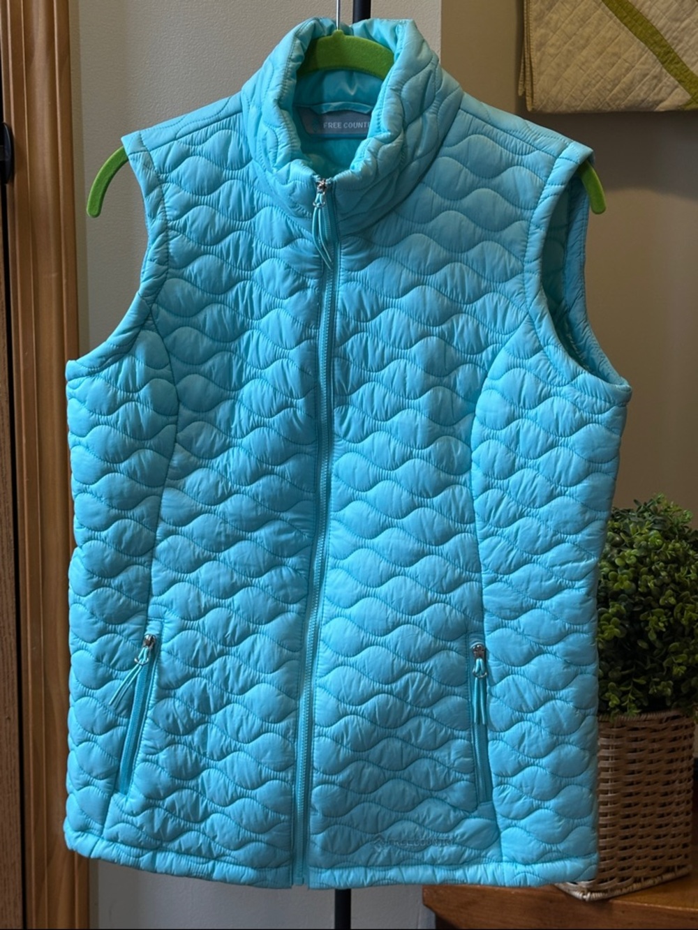 Free Country Aqua Mint Quilted Vest size medium